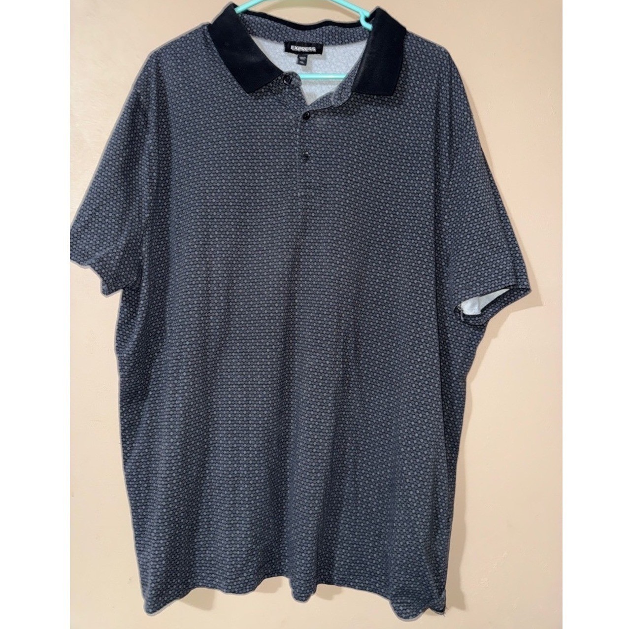Express Men's XXL Polo Shirt Gray Black Geometric Stretch 26" Pit to Pit