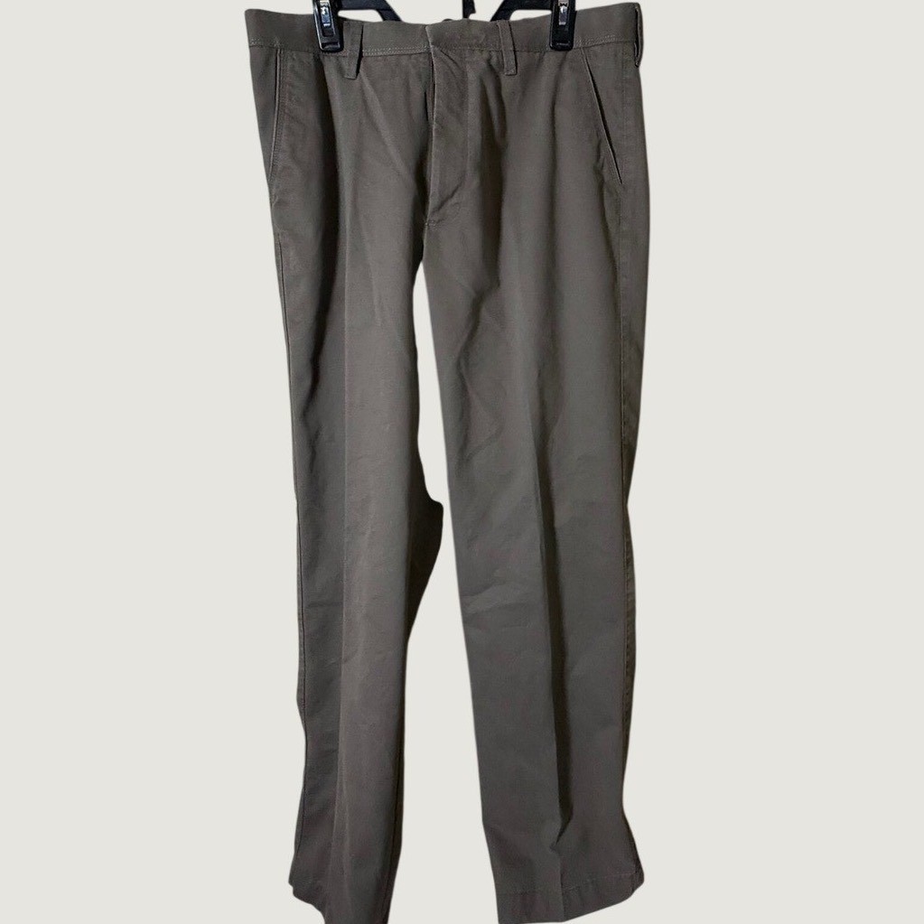 Haggar Life Khaki Chino Pants Mens 34x34 Olive Green Flat Front Straight