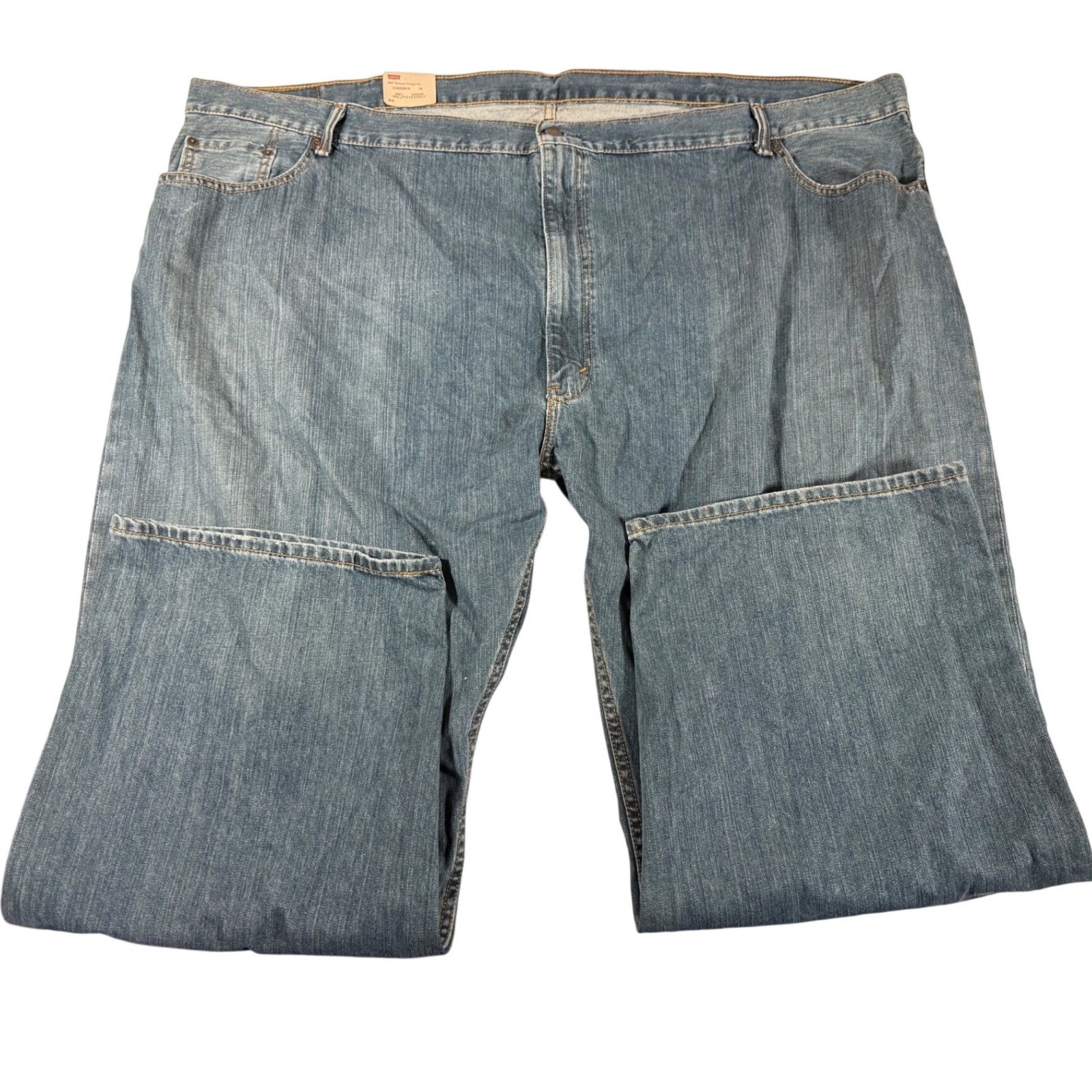 Levi's 559 Men's 56x30 Relaxed Straight Jeans Medium Wash NWT 01559-0733